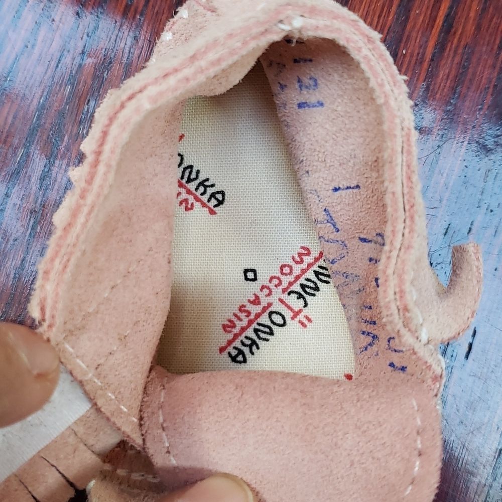 Pink Sz 1 BABY Minnetonka Moccasins *CuTe*!! - Picture 3 of 5